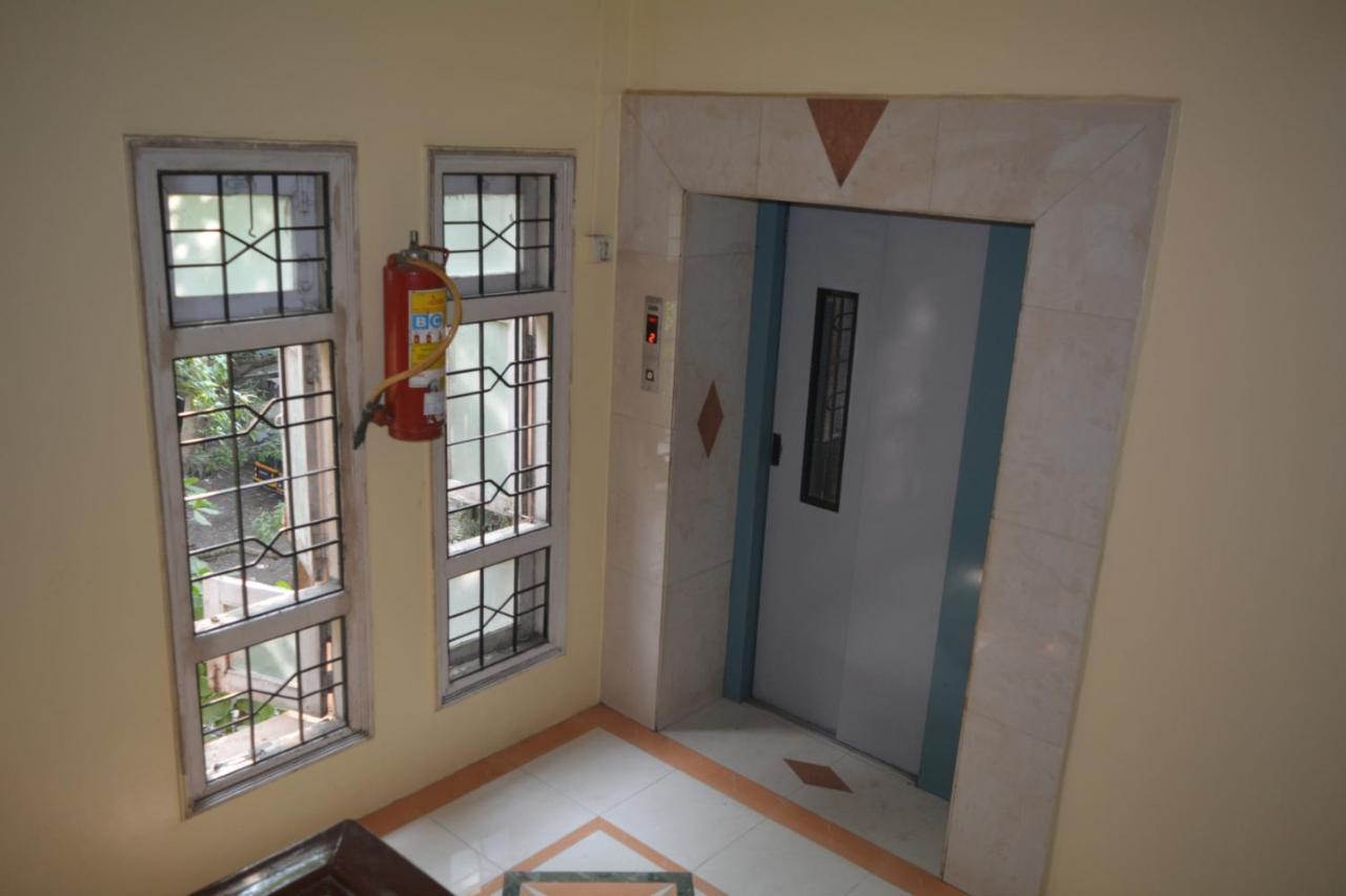 Hotel Poonam Exterior photo